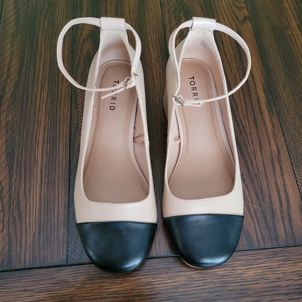 Torrid Block Heel Shoe Size 9.5 Ww Extra Wide Ank… - image 2